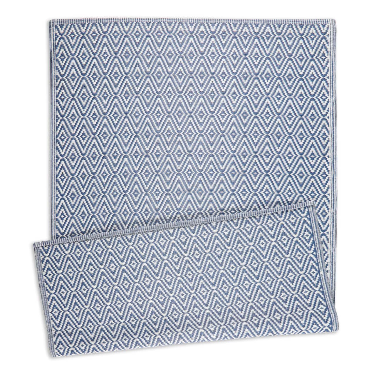 DII® French Blue Diamond Outdoor Rug, 4ft. x 6ft.
